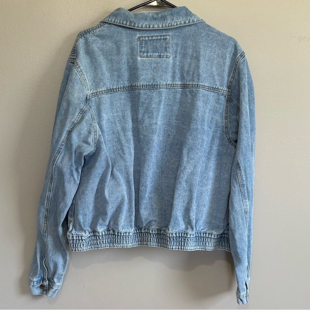 BETWEEN US Oversized Denim Jacket Women’s 3X Light Wash 100% Cotton Jean - Picture 2 of 8